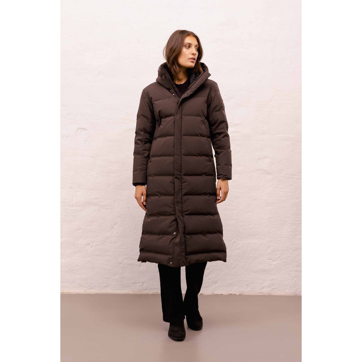 SCANDINAVIANEDITIONMERIDIANDUNFRAKKKEAfterDark-01