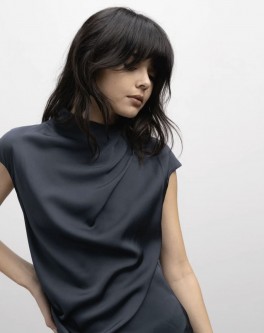 Ahlvar Gallery Lima Top Blue Grey